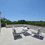 Flamingo - 4 Bedrooms - Private Pool - Next To Renowned Issos & Korission ヴィラ