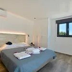Flamingo - 4 Bedrooms - Private Pool - Next To Renowned Issos & Korission *