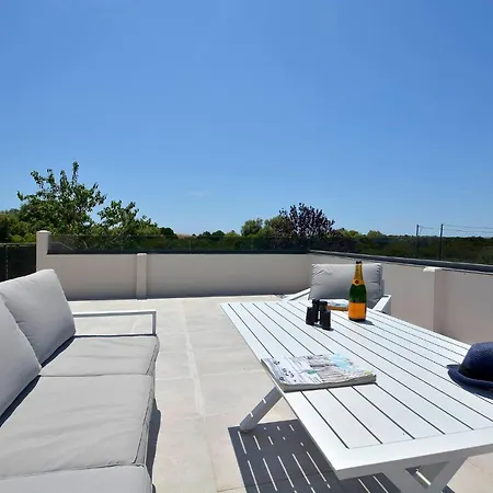 Flamingo - 4 Bedrooms - Private Pool - Next To Renowned Issos & Korission * Línia